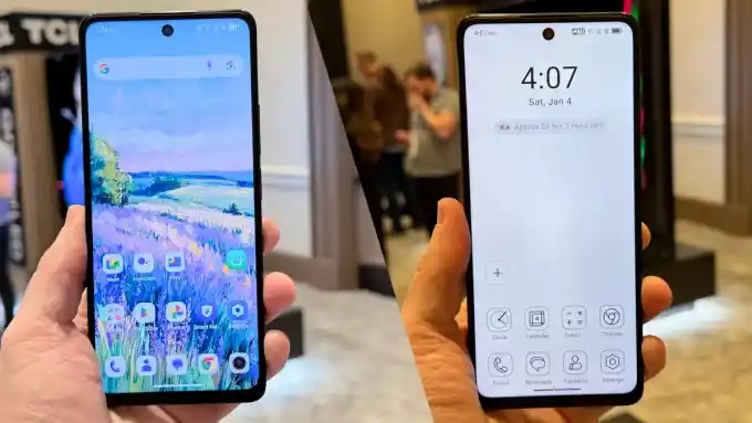 TCL 60 XE Nxtpaper 5G in full color mode (left) and e-ink mode. Photo by Future